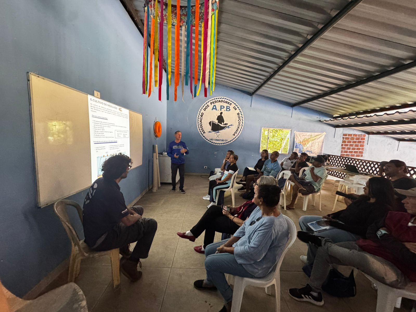 Curso em São Sebastião: maricultura, associativismo e geração de renda